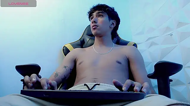 Snapshot of Jake_tripp chatting on 16, 3, 2025 Jake tripp online show from 16, 3, 2025