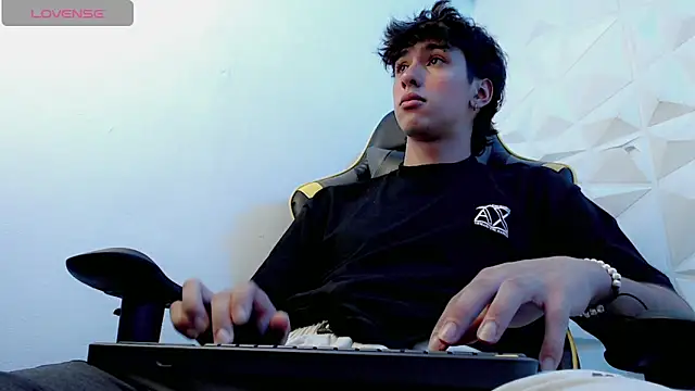 Snapshot of Jake_tripp chatting on 20, 3, 2025 Jake tripp online show from 20, 3, 2025