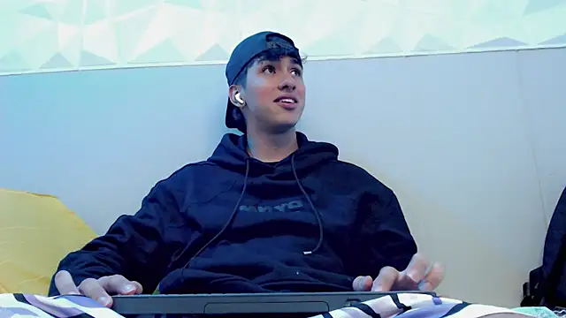 Snapshot of Jake_tripp chatting on 26, 9, 2025 Jake tripp online show from 26, 9, 2025