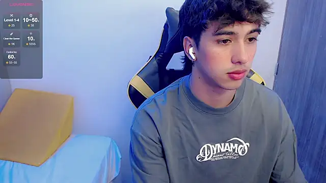 Snapshot of Jake_tripp chatting on 4, 10, 2025 Jake tripp online show from 4, 10, 2025