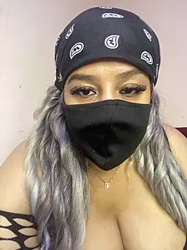 Snapshot of mari_layali chatting on 8, 12, 2024 mari layali online show from 8, 12, 2024