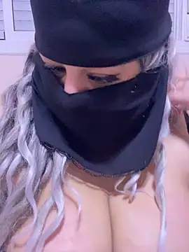 Snapshot of mari_layali chatting on 17, 3, 2025 mari layali online show from 17, 3, 2025