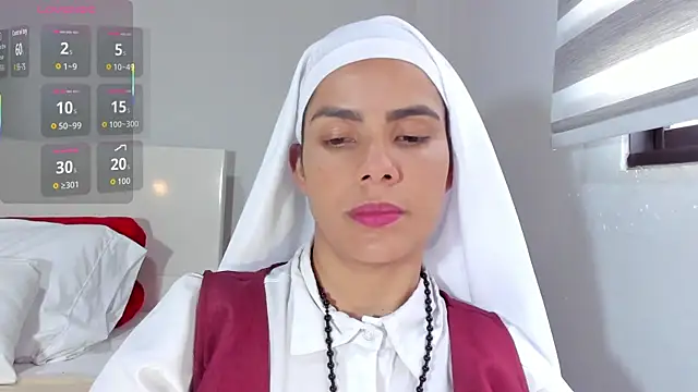 ClaraMariaMon online show from 6, 2, 2026