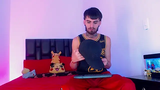 Snapshot of Brutal_Sex_Fucking chatting on 28, 1, 2025 Brutal Sex Fucking online show from 28, 1, 2025