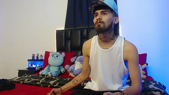 Snapshot of Brutal_Sex_Fucking chatting on 11, 3, 2025 Brutal Sex Fucking online show from 11, 3, 2025