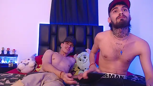Snapshot of Brutal_Sex_Fucking chatting on 19, 3, 2025 Brutal Sex Fucking online show from 19, 3, 2025