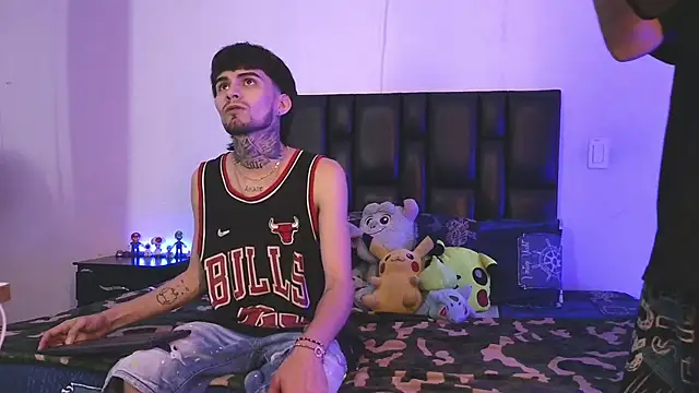 Snapshot of Brutal_Sex_Fucking chatting on 3, 10, 2025 Brutal Sex Fucking online show from 3, 10, 2025
