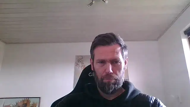 Snapshot of Gotta1 chatting on 7, 2, 2025 Gotta1 online show from 7, 2, 2025