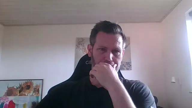 Snapshot of Gotta1 chatting on 1, 6, 2026 Gotta1 online show from 1, 6, 2026