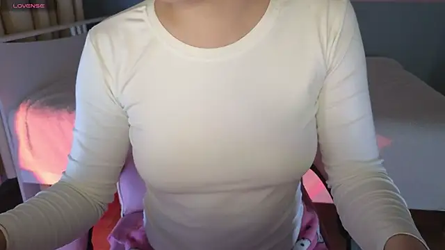Snapshot of malady_ chatting on 4, 5, 2026 malady online show from 4, 5, 2026