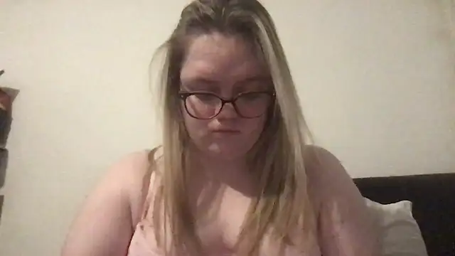 honeyyy24 online show from 28, 1, 2025