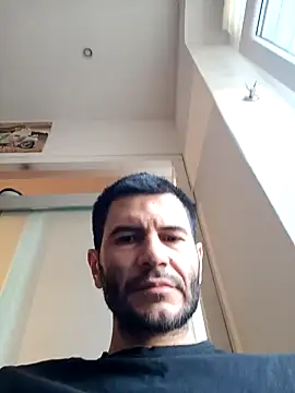 Snapshot of Gigolo4040 chatting on 12, 1, 2025 Gigolo4040 online show from 12, 1, 2025