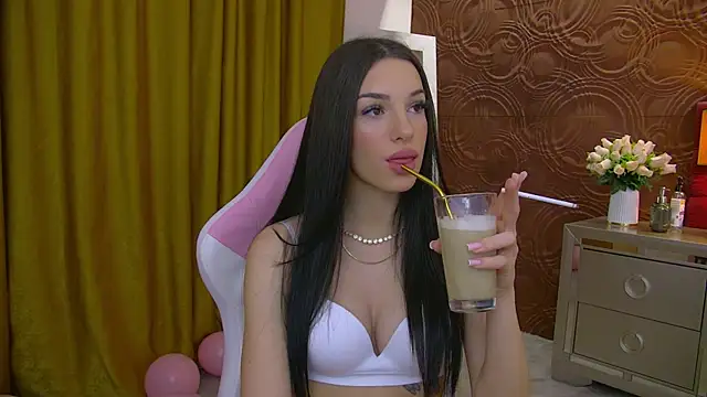 IrisMonn online show from 12, 12, 2024