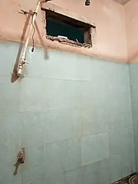 Roysitobebe  online show from 25, 10, 2025