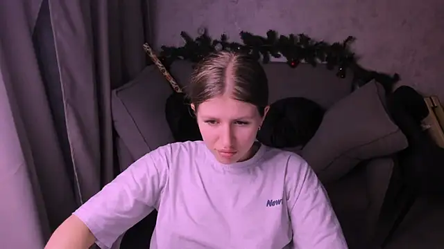 Snapshot of kirraa_ chatting on 25, 12, 2024 kirraa  online show from 25, 12, 2024