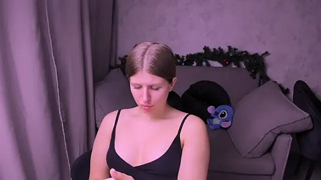 Snapshot of kirraa_ chatting on 3, 1, 2025 kirraa  online show from 3, 1, 2025