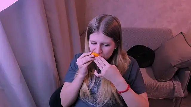 Snapshot of kirraa_ chatting on 22, 1, 2025 kirraa  online show from 22, 1, 2025