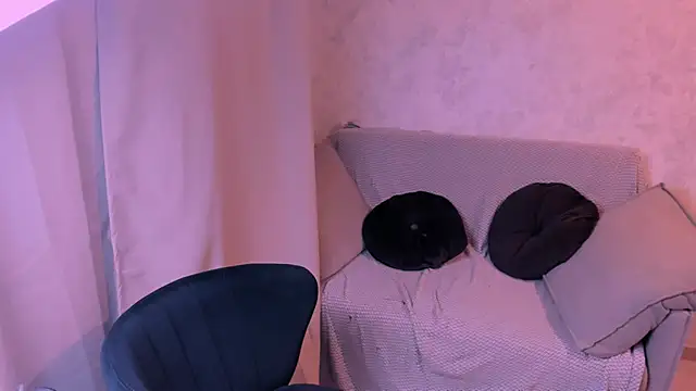 Snapshot of kirraa_ chatting on 13, 3, 2025 kirraa  online show from 13, 3, 2025