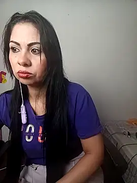 Snapshot of saralunabella chatting on 26, 9, 2025 saralunabella online show from 26, 9, 2025
