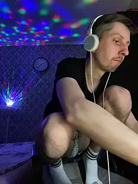 Snapshot of Aki-Laky chatting on 21, 2, 2025 Aki-Laky online show from 21, 2, 2025