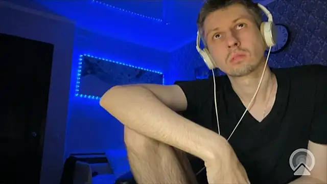 Aki-Laky online show from 15, 12, 2025