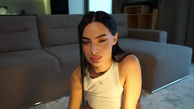 sexy sabotageee online show from 10, 2, 2025