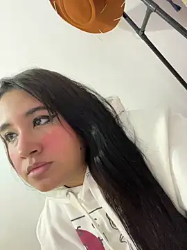 melyescobar online show from 3, 2, 2025