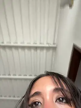 melyescobar online show from 19, 3, 2025