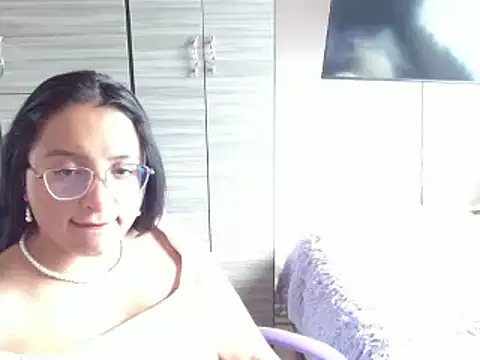 Snapshot of Nia-Cop chatting on 9, 1, 2025 Nia-Cop online show from 9, 1, 2025