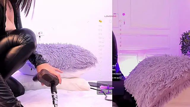 Snapshot of sherylgrey chatting on 30, 11, 2025 sherylgrey online show from 30, 11, 2025