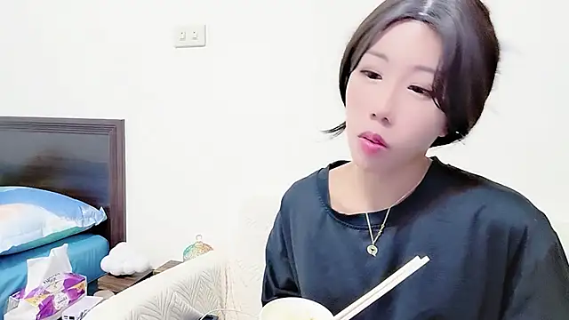 Fine-sand online show from 9, 10, 2025