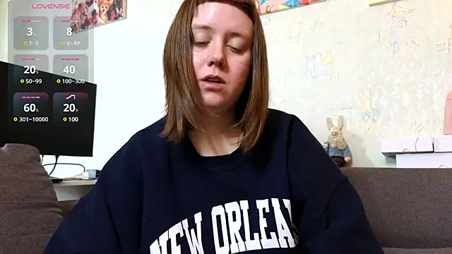 June shy0 online show from 26, 2, 2025