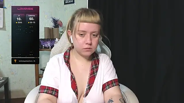 June shy0 online show from 30, 10, 2025