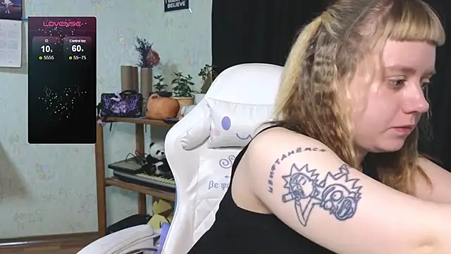 June shy0 online show from 5, 11, 2025