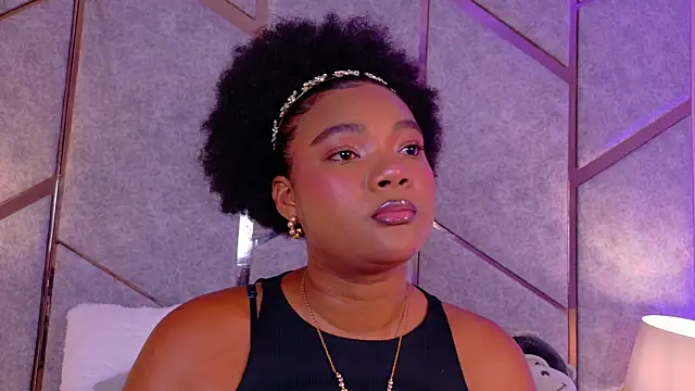 Nickybankss  online show from 29, 10, 2025