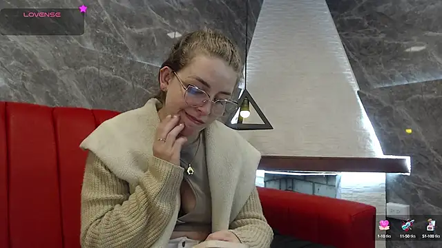 Snapshot of _isaabellaa chatting on 19, 2, 2025 isaabellaa online show from 19, 2, 2025