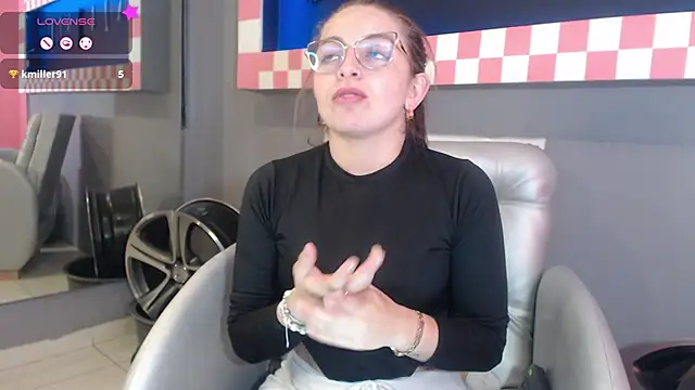 Snapshot of _isaabellaa chatting on 13, 3, 2025 isaabellaa online show from 13, 3, 2025