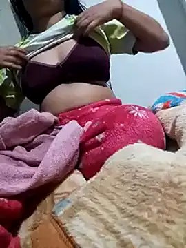 Snapshot of Queen_suman chatting on 4, 3, 2025 Queen suman online show from 4, 3, 2025