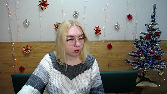 Snapshot of BeatriceFly chatting on 29, 12, 2024 BeatriceFly online show from 29, 12, 2024