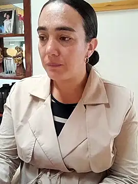 skayhot  online show from 13, 11, 2025