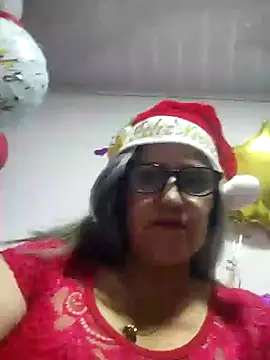 Edged Hot69 online show from 17, 12, 2024