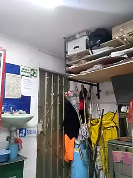 Edged Hot69 online show from 3, 2, 2025