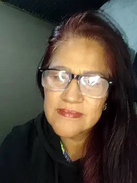 Edged Hot69 online show from 15, 10, 2025