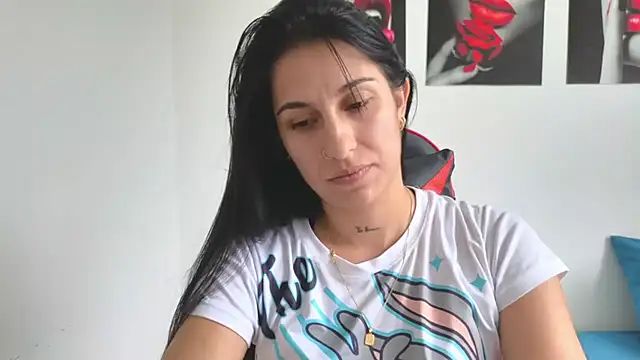 tammyandrade  online show from 23, 7, 2026