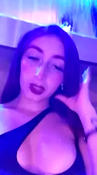 Snapshot of valeriikiss chatting on 18, 3, 2025 valeriikiss online show from 18, 3, 2025