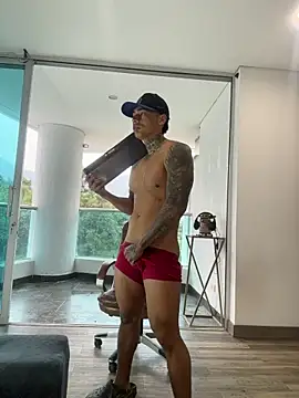 Snapshot of Dominiofit chatting on 15, 2, 2026 Dominiofit online show from 15, 2, 2026