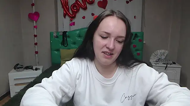 IsabelBlackberry online show from 15, 10, 2025