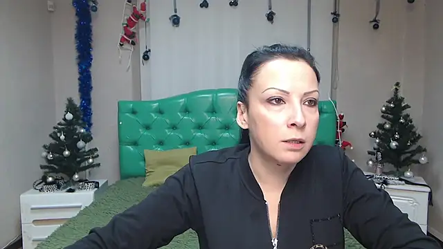 Snapshot of ElizabethSho chatting on 18, 1, 2025 ElizabethSho online show from 18, 1, 2025
