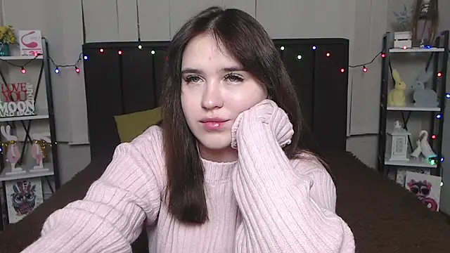 LauraHlot online show from 6, 2, 2025