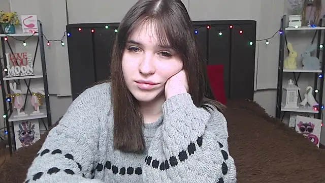 LauraHlot online show from 10, 2, 2025